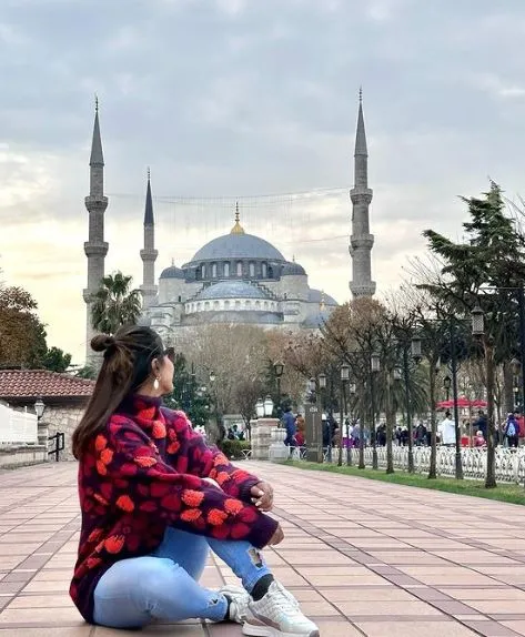Hina Khan in Turkey 