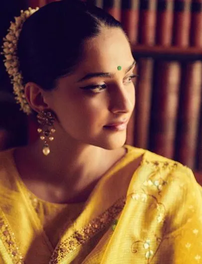 Sonam Kapoor 