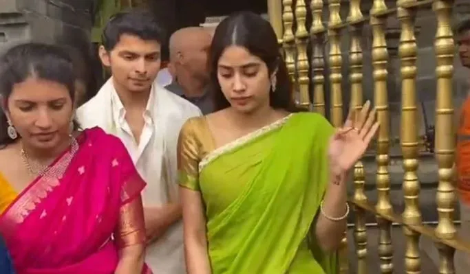 Janhvi Kapoor visits Tirumala temple