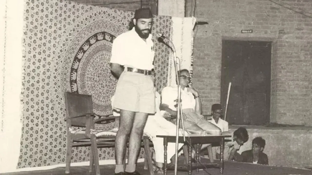 pm modi old photo 