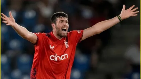 HEA vs STR Dream11 Prediction, BBL 2024-25: CSK के ऑलराउंडर जेमी ओवरटन को  बनाएं कप्तान, ऐसे चुने Fantasy Team - Hea Vs Str Dream11 Prediction  Brisbane Heat Vs Adelaide Strikers Dream11 Team