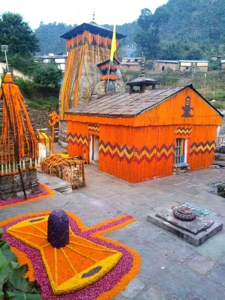 Triyuginarayan temple - Gokeys India - Travel In Himalayas