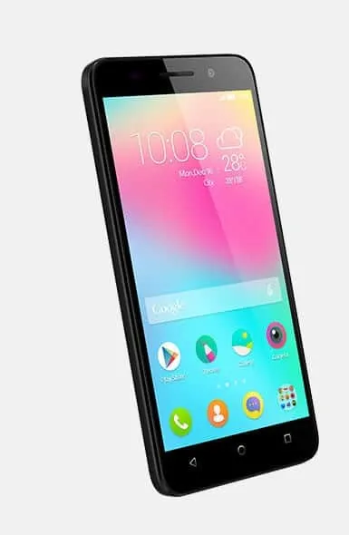 The 5.5 inch HD screen is sharp and display natural colors