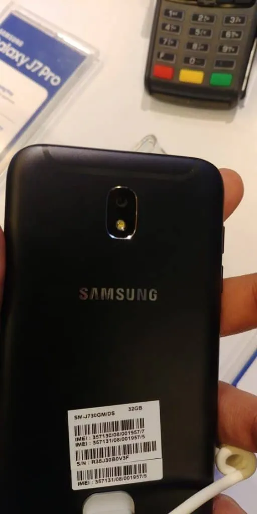 Samsung J7 Pro back