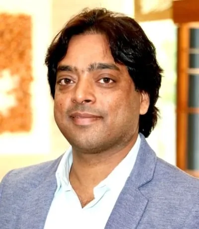 low Piyush Agarwal SE Leader Cloudera