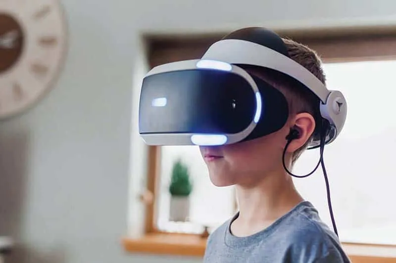 Augmented Virtual Reality