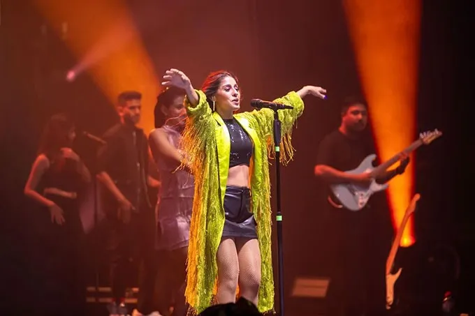 sunidhi chauhan