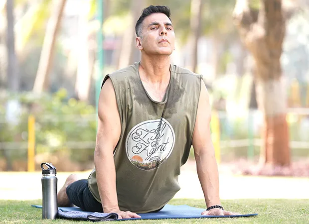 akshay kumar yoga.jpg