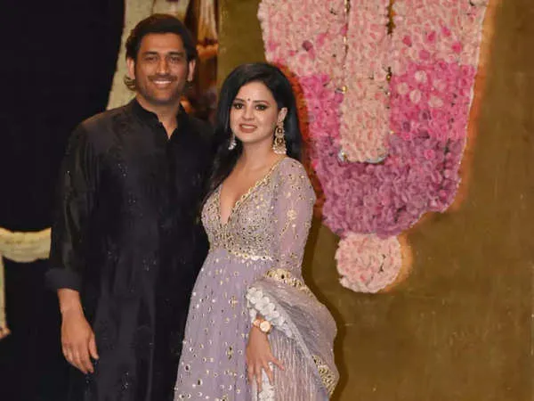 DHoni and Sakshi