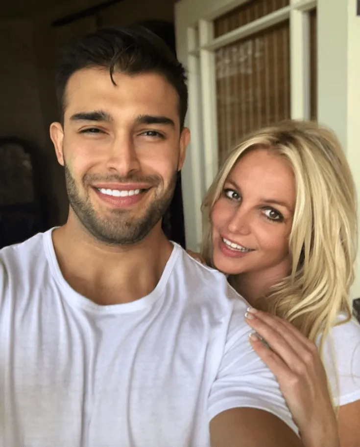 Britney Spears<br />
Sam Asghari<br />
Lynne Spears