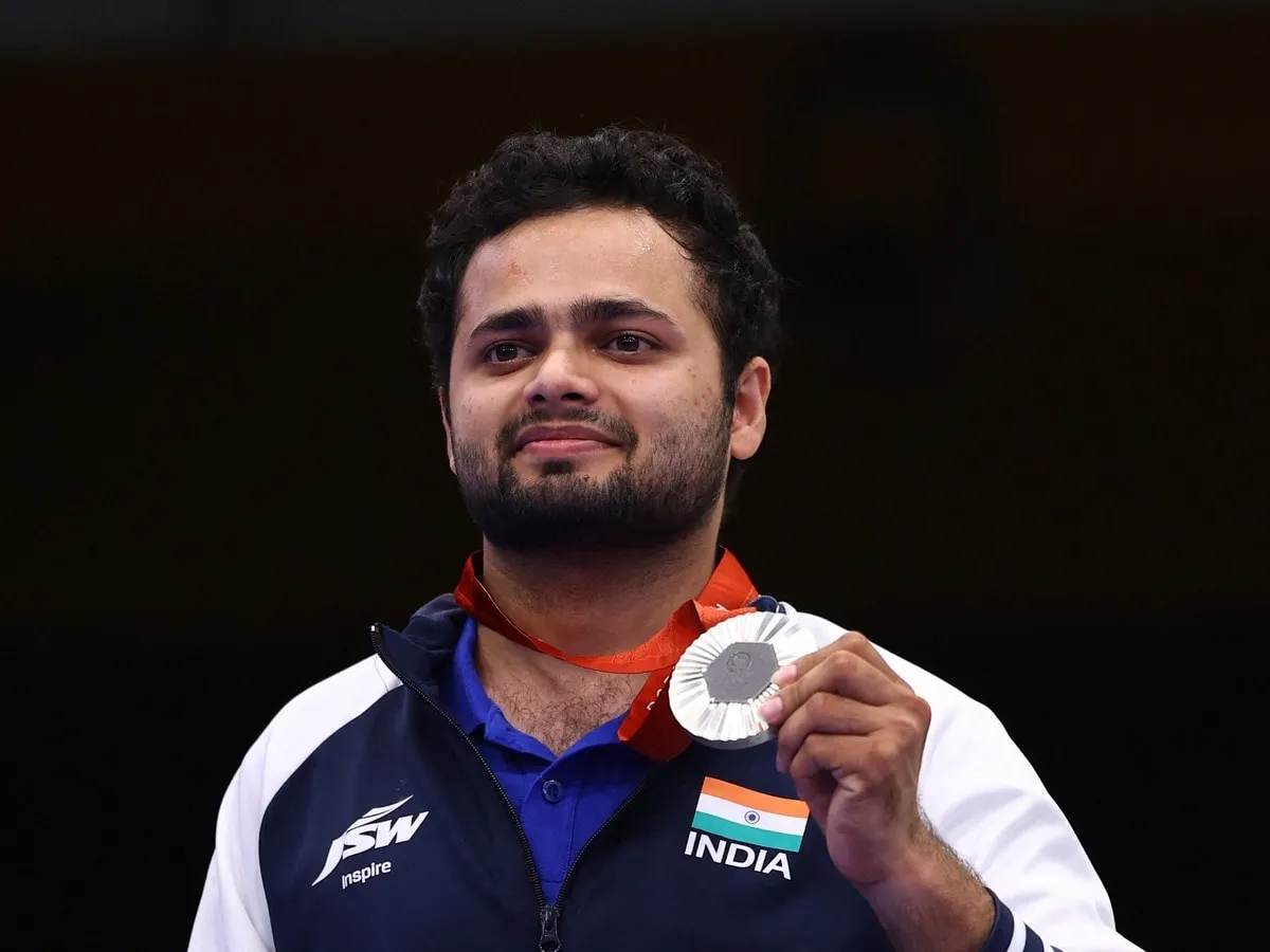 Paris Paralympics 2024 Shooter Manish Narwal wins silver in the mens 10m  air pistol SH1 शूटर मनीष नरवाल ने जीता रजत पदक, भारत को शूटिंग में मिला  तीसरा मेडल, खेल न्यूज़