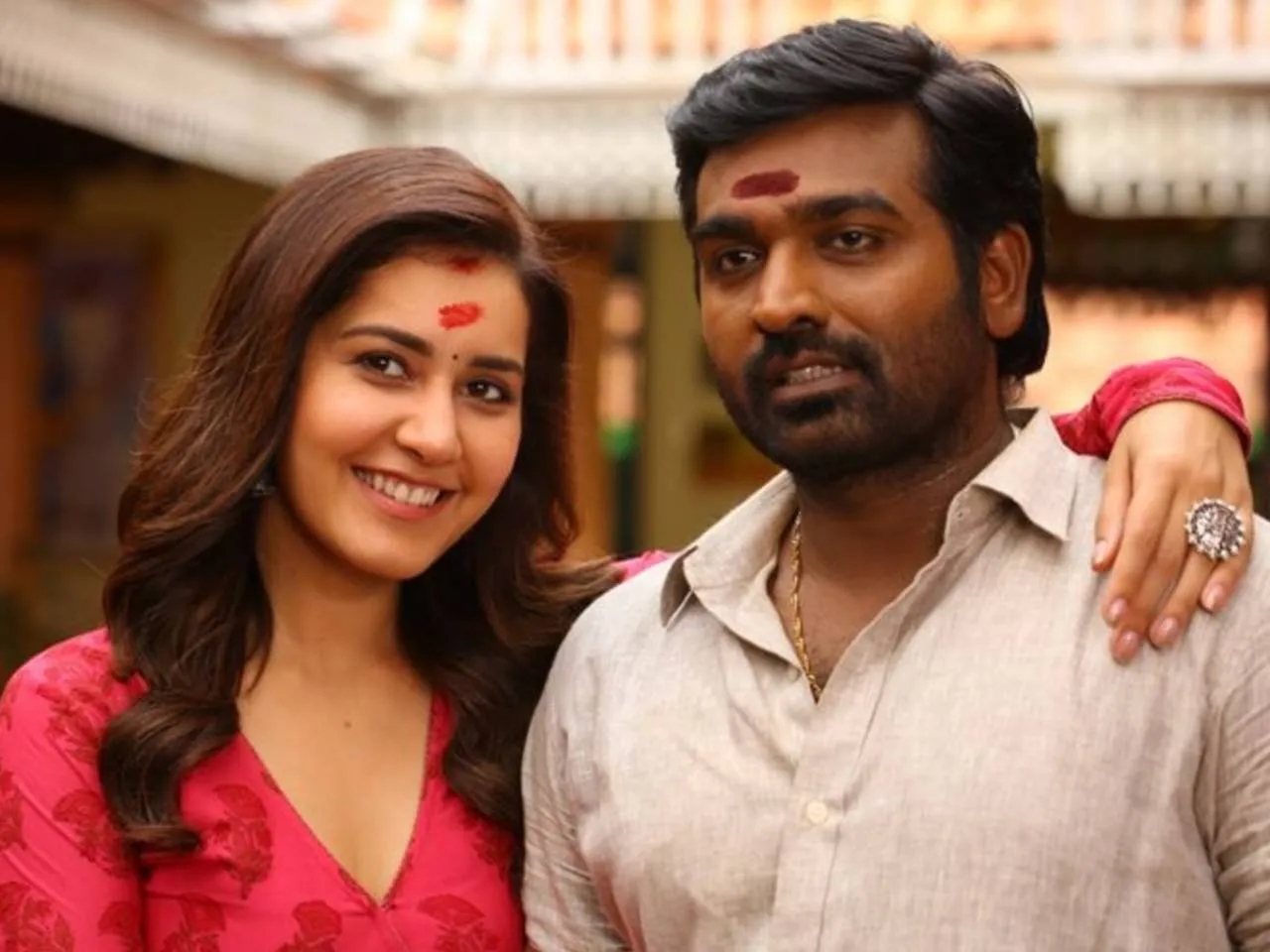 Raashi Khanna reveals the best part of Vijay Sethupathi | Tamil Movie News  - Times of India