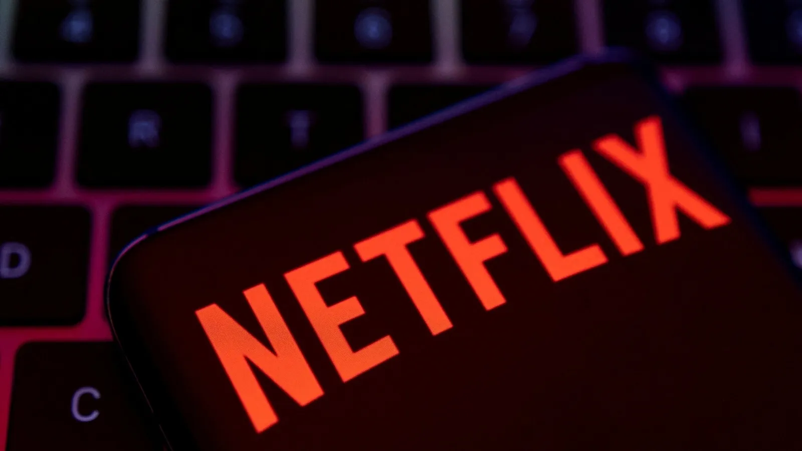 Starting 2023, you won't be able to share Netflix passwords with anyone:  Report - Hindustan Times