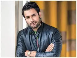 Actor Vivian Dsena reveals he has been ...