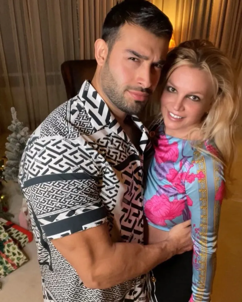 Britney Spears<br />
Sam Asghari<br />
Lynne Spears