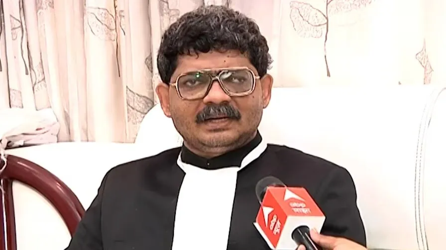 Adv Gunaratna Sadavarte s lawyer s license suspended for two years Bar  Council decision for disciplinary action | Gunratna Sadavarte : अॅड.  गुणरत्न सदावर्ते यांची वकिलीची सनद दोन वर्षांकरता निलंबित ...