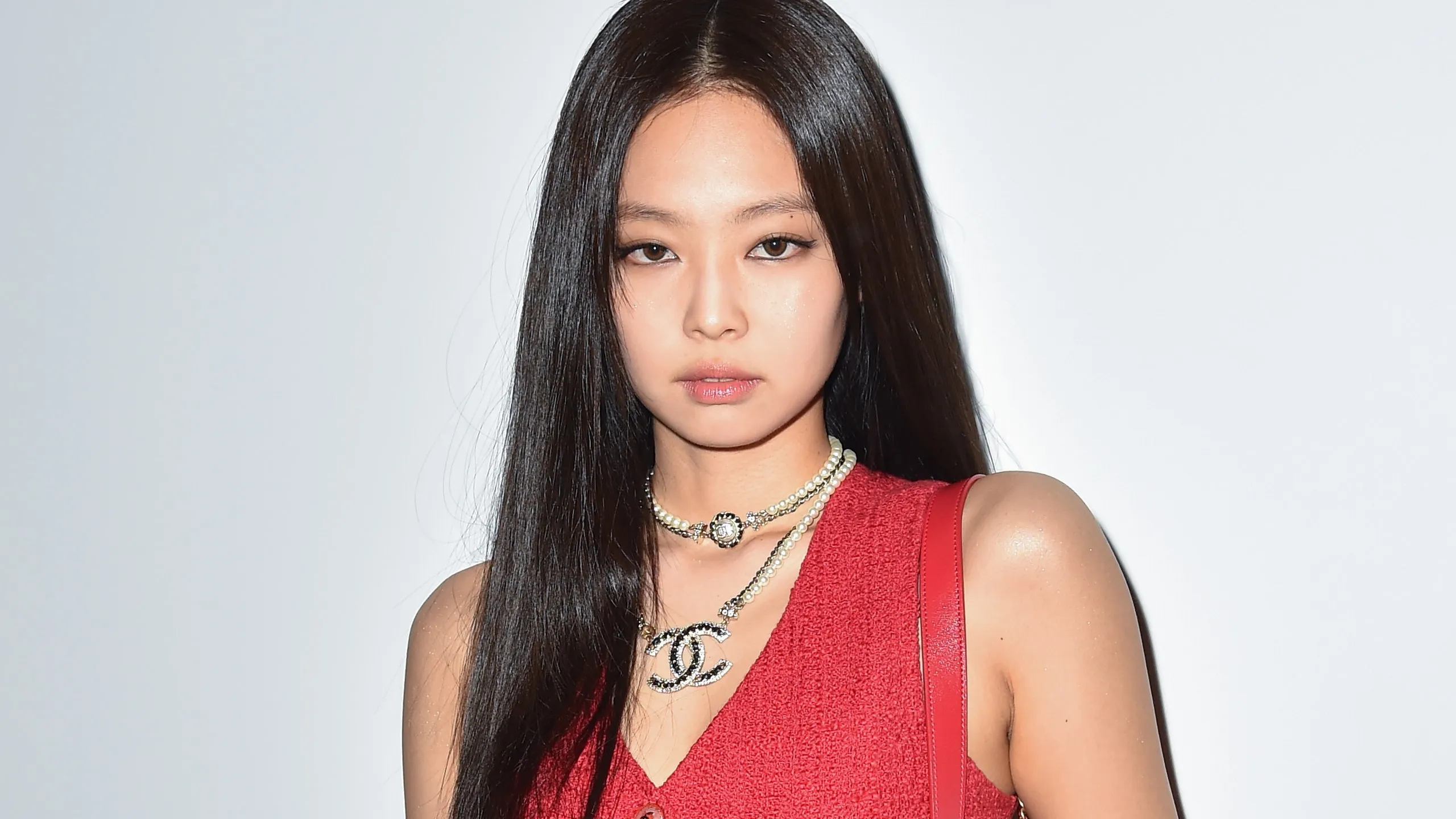 BLACKPINK's Jennie Looked Flaming Hot at the Chanel Show — See Photos |  Teen Vogue