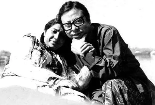 RD Burman with Asha Bhosale / Asha Bhosle - Bollywood Photos