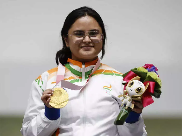 Avani Lekhara Gold Medal: Tokyo Paralympics 2021 Avani Lekhara Wins Gold  Medal In Shooting - अवनि लखेड़ा पैरालिंपिक 2021: अवनि लखेड़ा ने किया कमाल,  निशानेबाजी में जीता गोल्ड मेडल ...