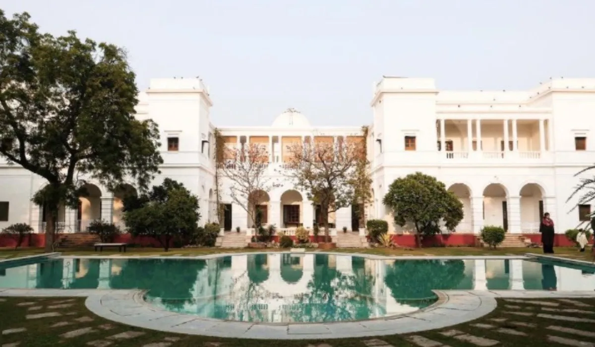 Inside Pataudi Palace and Saif Ali Khan & Kareena Kapoor's Mumbai house