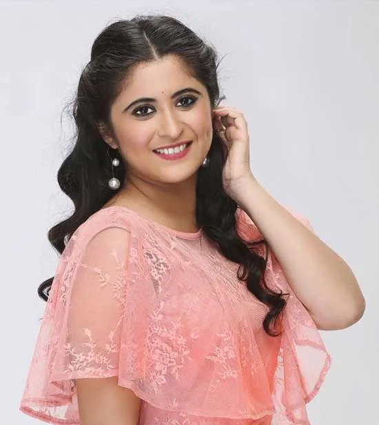 Gayatri Datar Biography, Age, Boyfriend, Wiki, Family, Height & More.