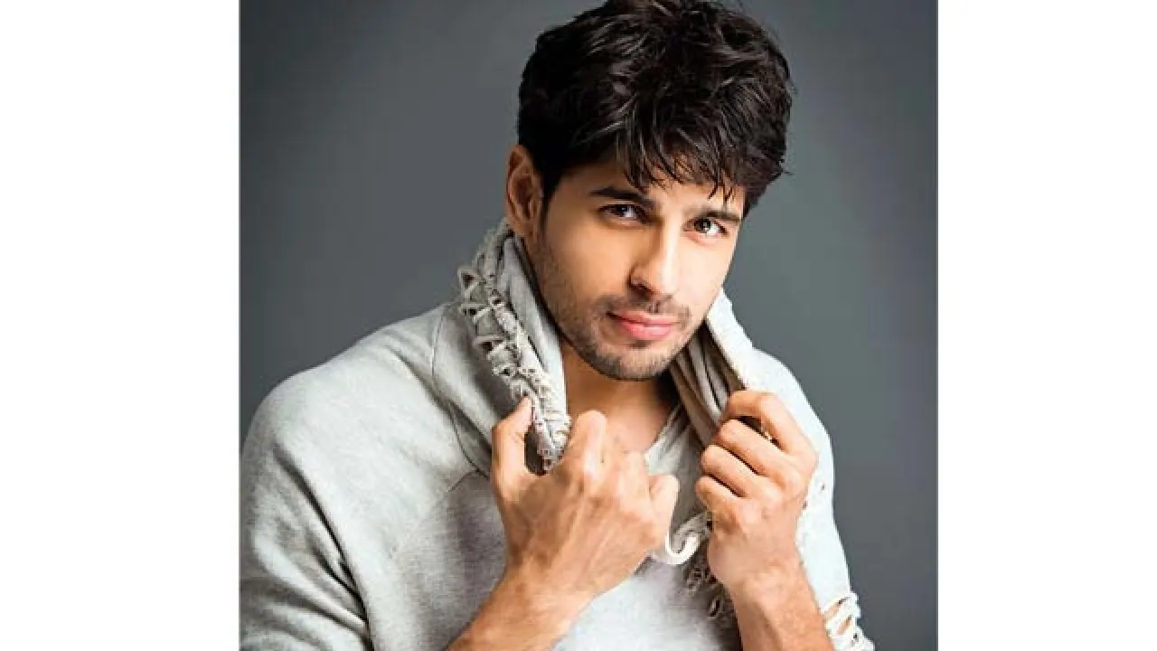 I'm in love: Sidharth Malhotra FINALLY confesses it!