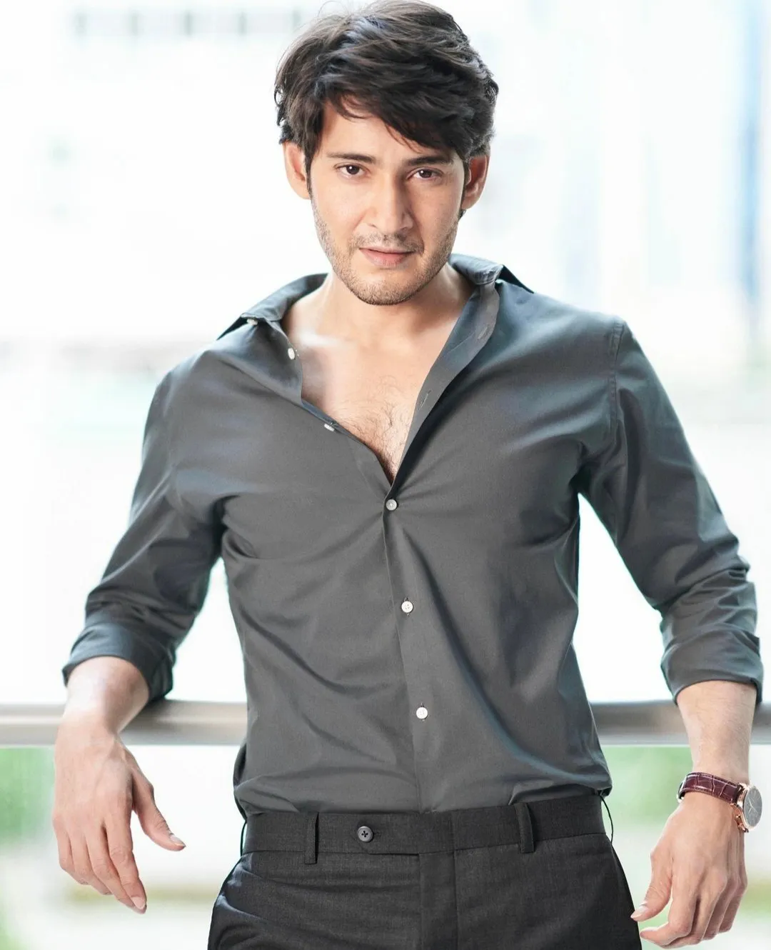 South Indian Superstar Mahesh Babu Savagely Reply While Talking About Bollywood Debut