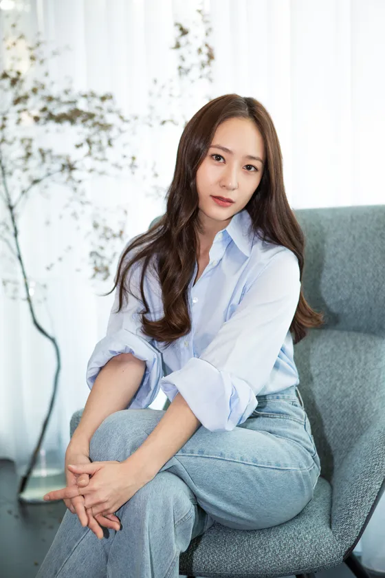 f(x)'s Krystal makes her big screen debut