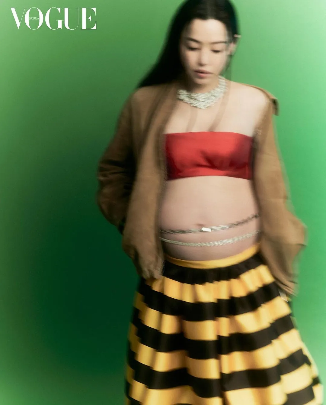Honey Lee Flaunts Her Baby Bump In Beautiful Pregnancy Photoshoot