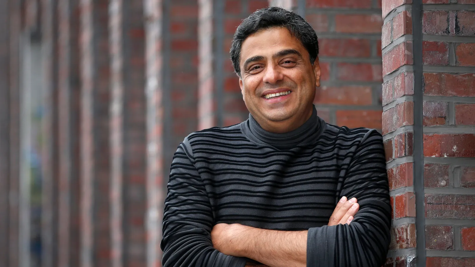 Ronnie Screwvala - Black Hat