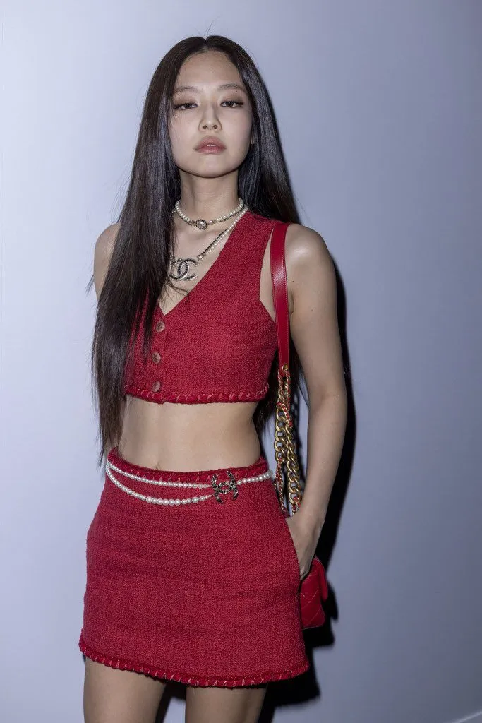 BLACKPINK: Look at the photos of Jennie on Paris Fashion Week - Music  Mundial News