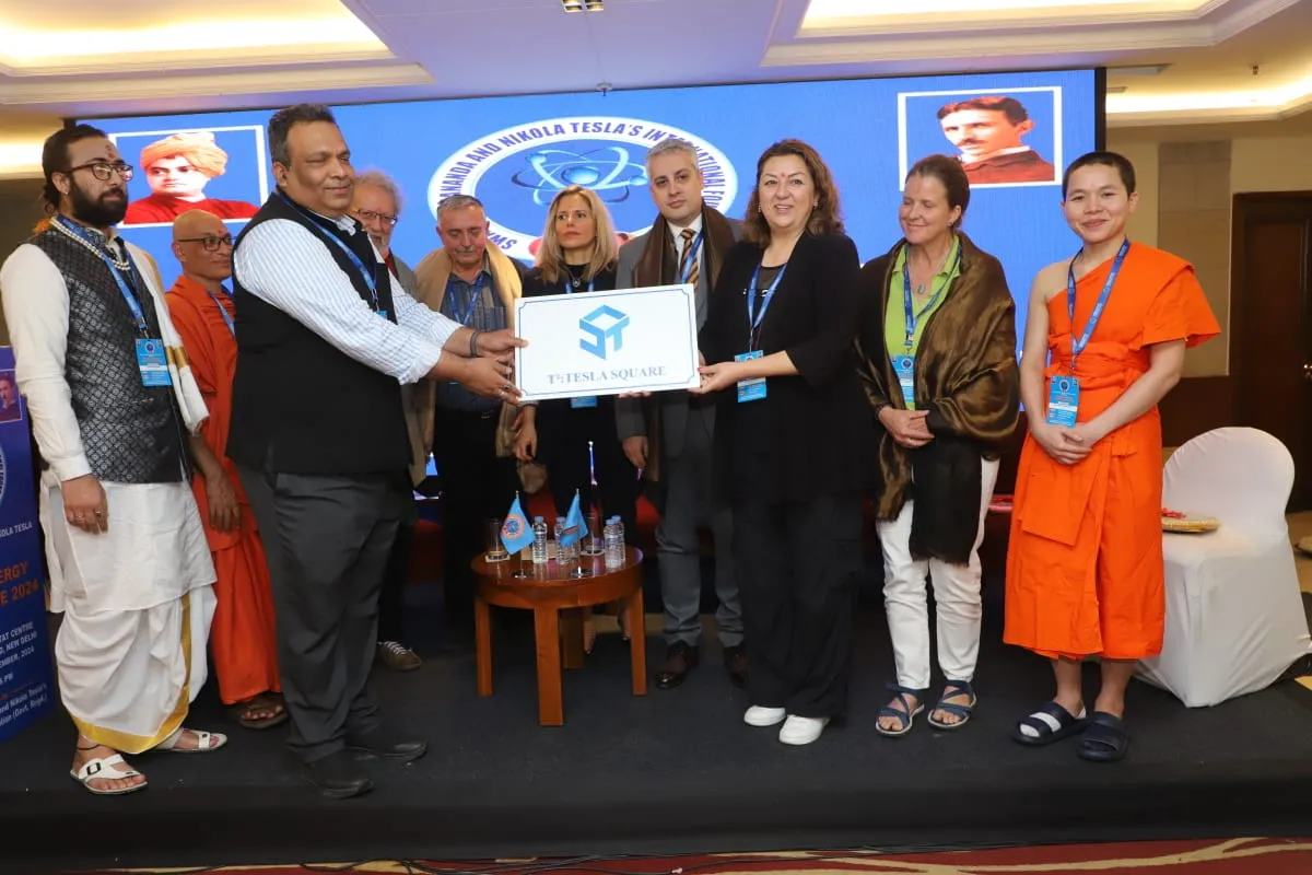 Ljubicic said, “During my stay in India, I have seen what kind of profound influence Swami Vivekananda has on the people and the way of life here. His thoughts and philosophy had also influenced the work of Nikola Tesla, the great Serbian-American scientist who was born in Croatia. So, the influence of both Swami Vivekananda and Tesla can be seen in India, Croatia, Serbia, and the US and beyond.”