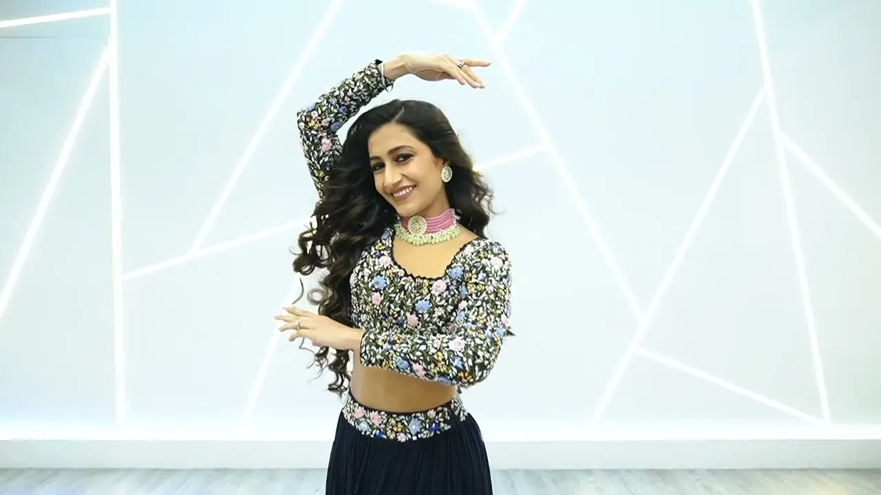 Dhanashree Verma as Dance Choreography on Youtube