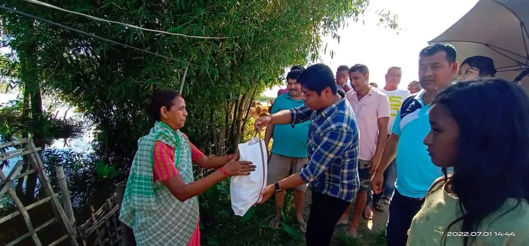 Taranga Gogoi visits flood-affected areas of Naharkatia in Assam  