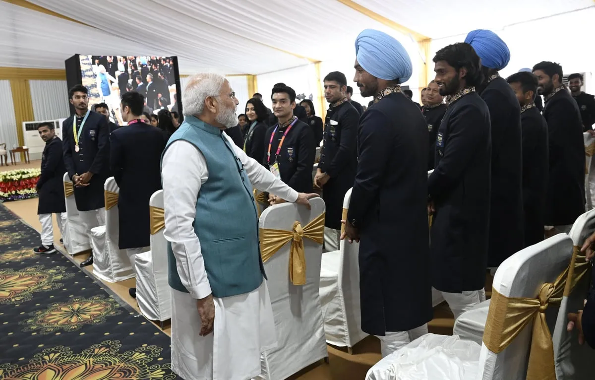PM Narendra Modi meets Indian contingent for CWG 2022 at his residence  