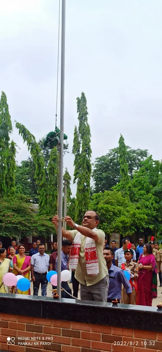 Principal Dr. Devabrot Khanikor hoisted the flag to kick-off proceedings  