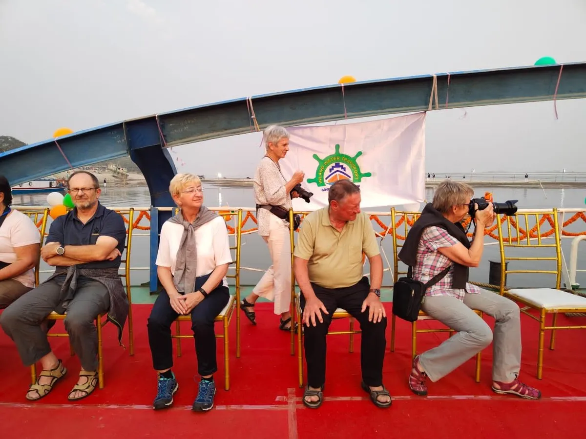 28 tourists travelling on this landmark voyage  