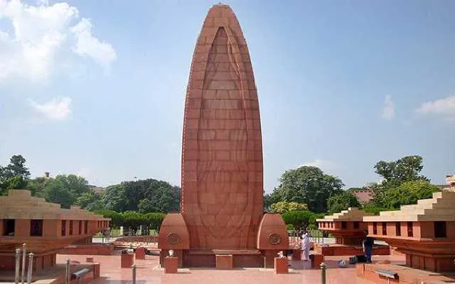 Jallianwala Bagh Memorial  India History Pics (Twitter)
