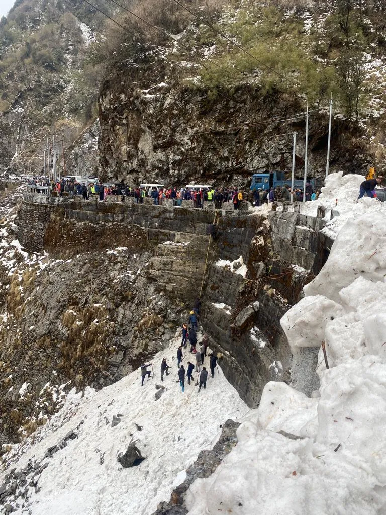 Massive Avalanche Kills 6 in Sikkim  