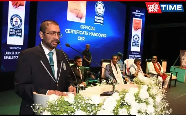 Rishi Nath, official Guinness adjudicator  Chinmoy Roy