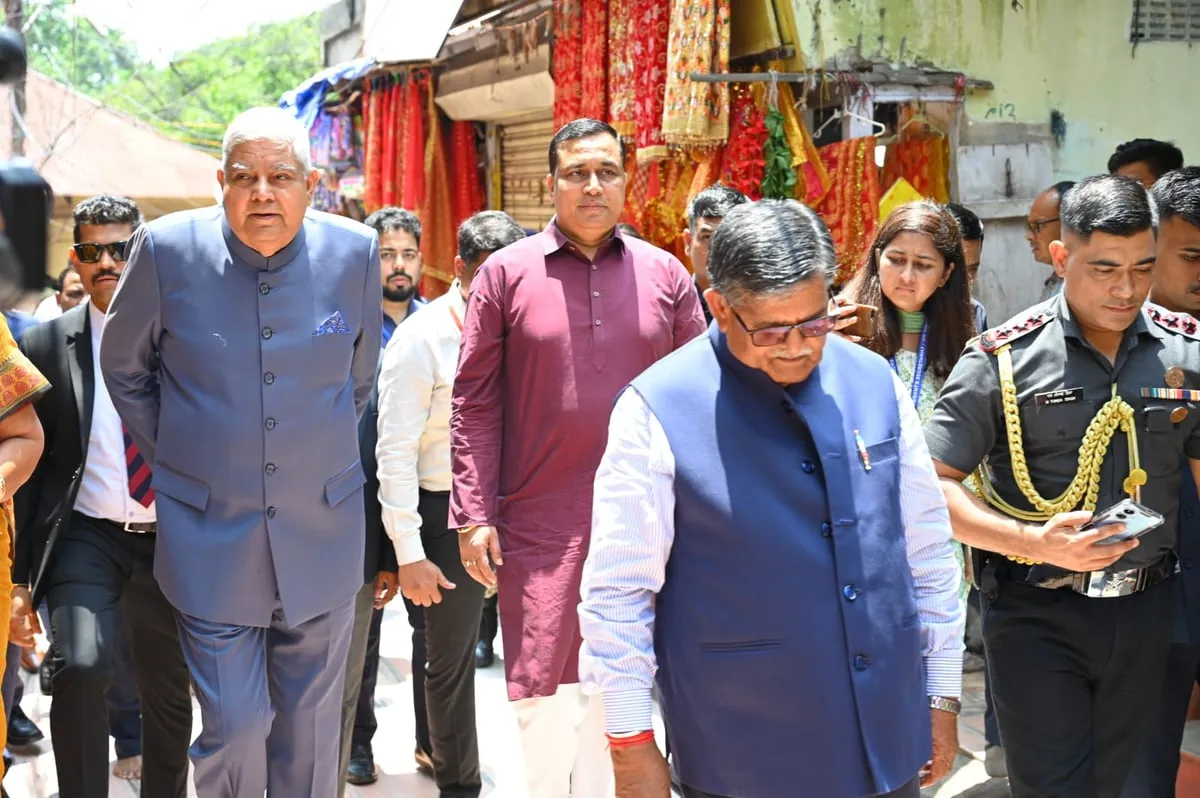 Vice President Jagdeep Dhankar visits Kamakhya Temple  