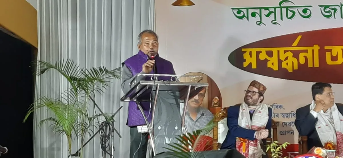 Sadin-Pratidin's Jayanta Baruah Felicitated By Anusuchit Jaati Yuva Chatra Parishad  