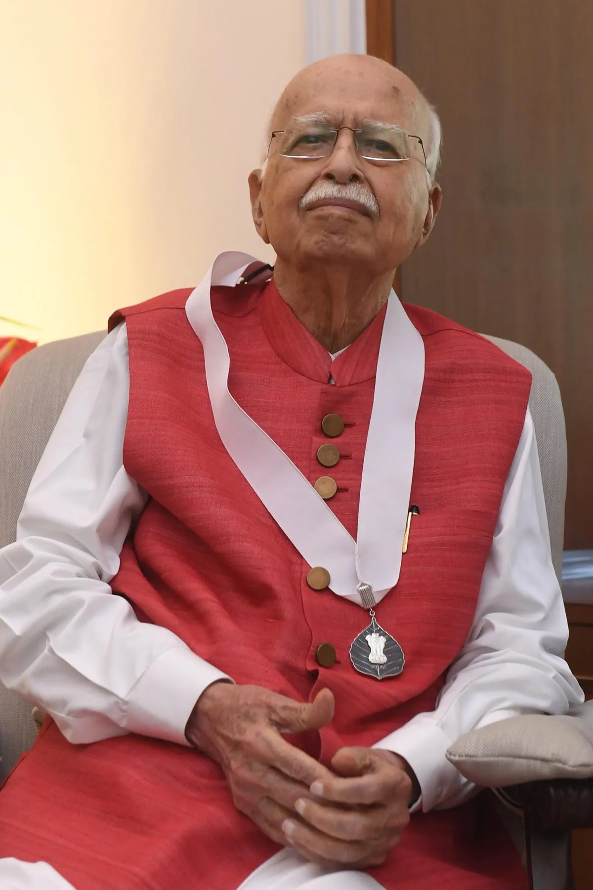 President Droupadi Murmu Presents Bharat Ratna to LK Advani  Image: Twitter
