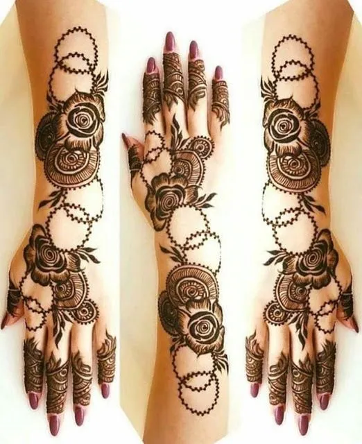 . Elegant Arabic Mehndi Design  