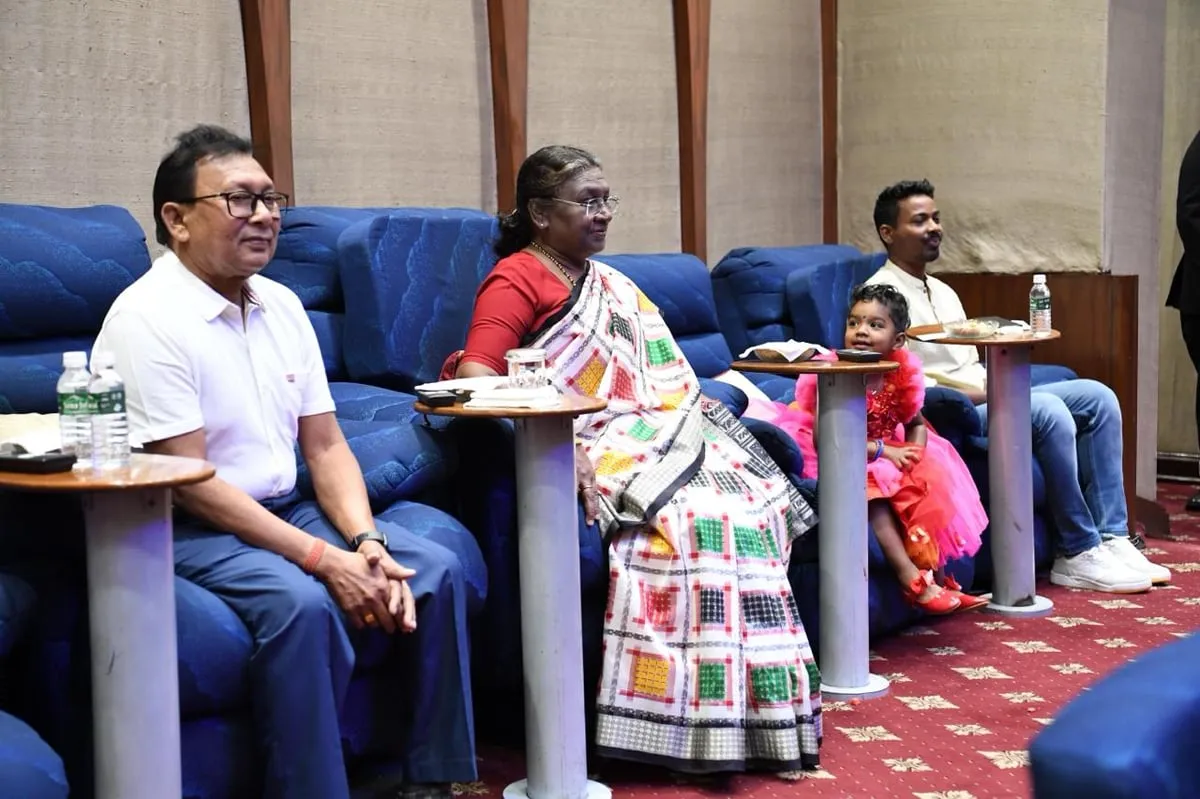 President Murmu Watches Assamese Film 'Mini' on Tea Garden Workers  