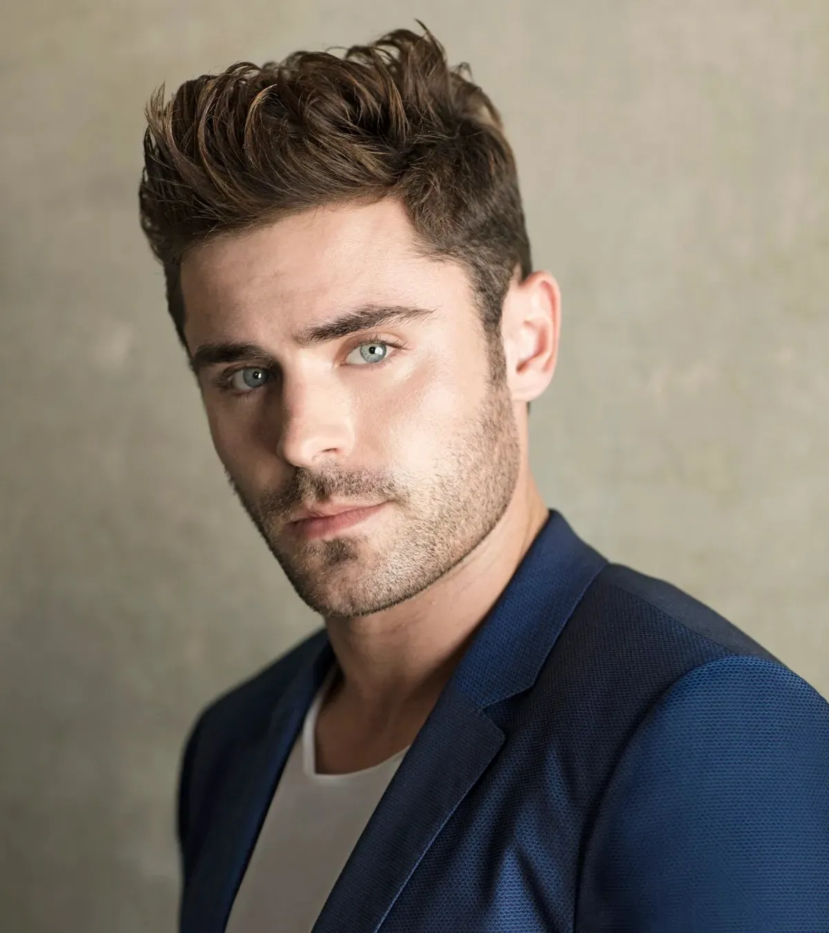  Zac Efron  