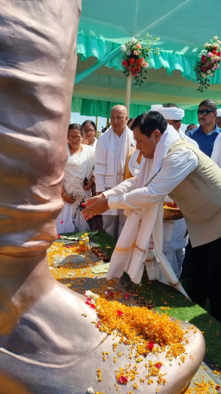 Sarbananda Sonowal Inaugurates Life-Sized Statue of King Sarbananada Singha  