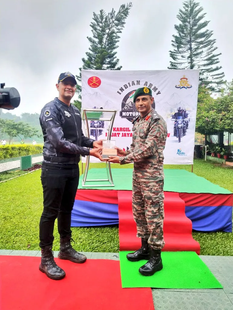 Indian Army Pays Tribute to Kargil War Martyrs, Honours Indomitable Spirit of Gunners  
