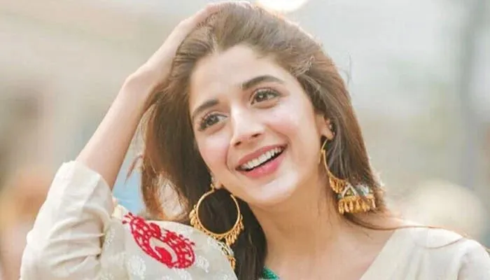 Mawra Hocane  
