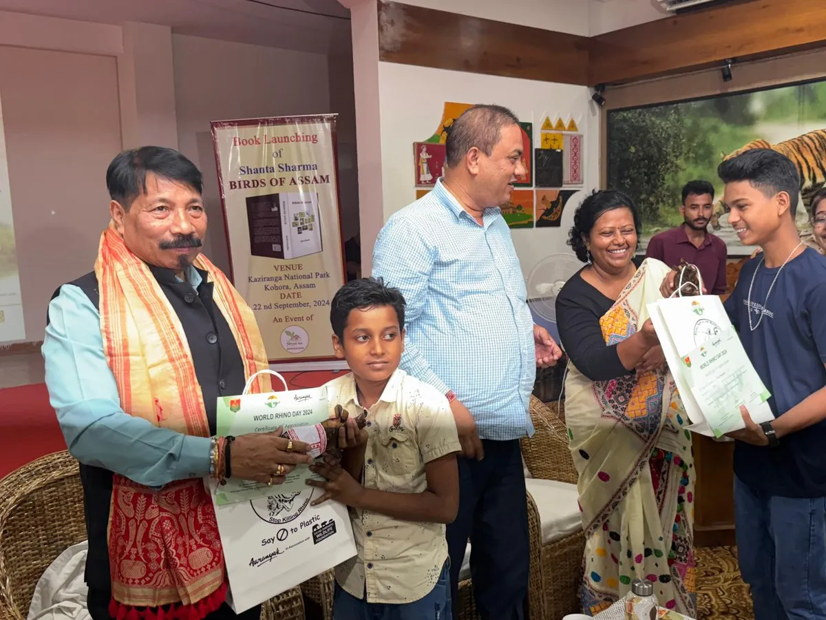 Kaziranga Celebrates World Rhino Day with Training for Safari Drivers, Mahouts  
